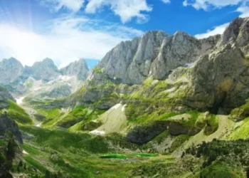 Rama publikon artikullin e medias spanjolle: Shqipëria, një destinacion që të rrëmben ndjenjat