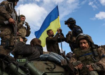 Rusia lëshon 12 dronë gjatë natës në Ukrainë, Zelensky: Do të tërhiqemi nesë SHBA nuk na ndihmon