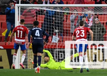 Shënoi dopietë, Uzuni i kërkon falje tifozëve: Asgjë nuk ka përfunduar, qëndrojmë në La Liga