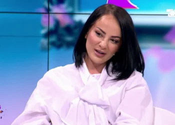 “Big Brother-i yt janë ish të dashurit”/ Sara pas përjashtimit nga programi: U përballa me…