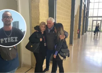 “Dua ta shoh vrasësin e tim biri në sy”, nis me tensione të forta gjyqi ndaj shqiptarit Mjeshtri për vrasjen e zjarrfikësit në Itali