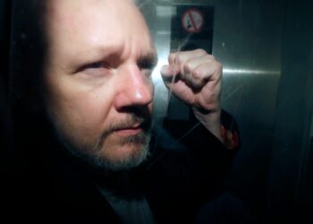 Julian Assange s’do ekstradohet në SHBA! Gjykata: Jepni garanci që s’do ekzekutohet