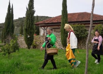 Zëri i Amerikës: Shqipëri, të ndërtosh një të ardhme përmes agroturizmit