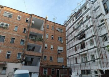 Bashkia/ “Fondi i Komuniteteve” transformon një tjetër pallat në Tiranë