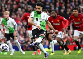 Spektakël golash/ Liverpool shmang humbjen ndaj Manchester United