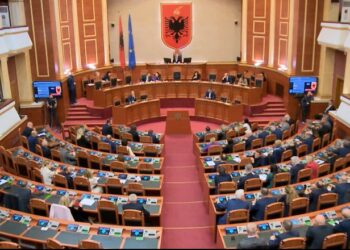 Kuvendi voton nesër për mandatin e Xhaçkës! Kalon për miratim edhe “Dezinformimi”