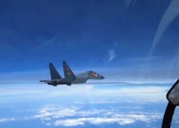 Provokime në Detin e Kinës Jugore? Avionët kinezë patrullojnë aty ku SHBA-ja me aleatë njoftuan për stërvitje