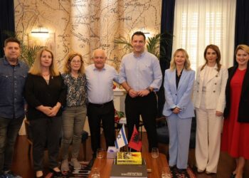 Veliaj me ministrin izraelit të Turizmit: Në solidaritet me Izraelin e krah partnerëve ndërkombëtarë që synojnë uljen e tensioneve e paqen në Lindjen e Mesme