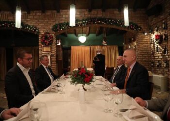 Nuk i ndahet shpirti nga prorusët e Gruevskit, Ilir Meta kundër fitores së koalicionit shqiptar në Maqedoninë e Veriut