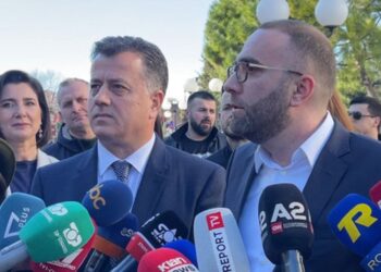 “Miku yt mbyti Britaninë me drogë”, kur Bardhi akuzonte Flamur Nokën, sot sulmon Ramën duke cituar RAI 3