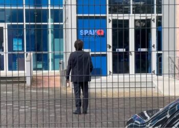 VIDEO / Ish-deputeti i LSI, Ralf Gjoni, paraqitet në SPAK
