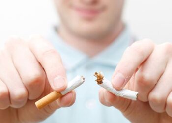 Nga gjobat deri në 8 vite burg/Ashpërsohen masat ndëshkuese për ata që u shesin ose ofrojnë duhan të miturve