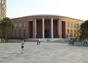 Shqipëria, pjesë e hartës globale të popullatave të “edukuara financiarisht”