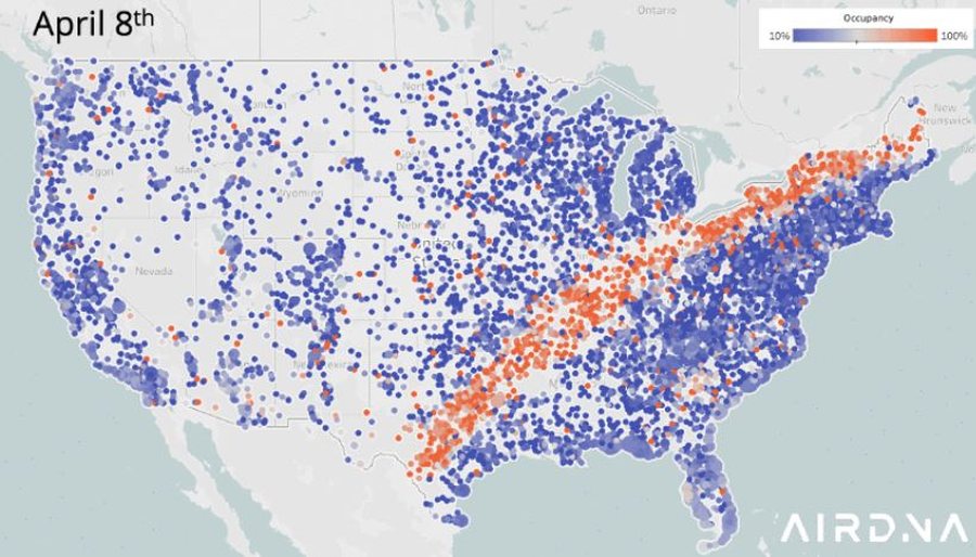 Amerikanët “çmenden” pas eklipsit diellor, qytetet me kushte te favorshme meteorologjike të rezervuara totalisht