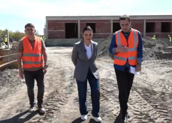 Balluku inspekton punimet për nënstacionin e ri elektrik të Velipojës: Masa për një sezon të suksesshëm turistik