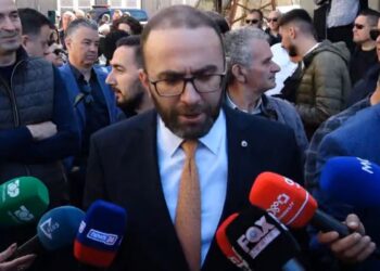 Bardhi: Vetëm Rithemelimi mund ta luftojë korrupsionin! (Berisha ndërkohë është në arrest shtëpie)