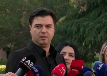 Basha i përgjigjet ‘flakë për flakë’ sulmit të Metës: Qesha me performancën e mjerueshme. Mbështesin amendamentet pro SPAK …!