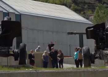 VIDEO / Fundjavë në Muzeun e FA në Bërzhitë, Rama ndan pamjet