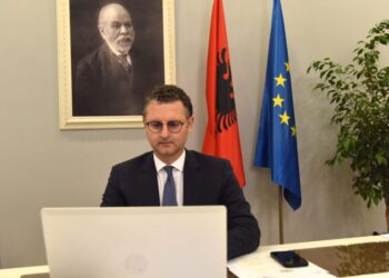Ministri i Financave zbardh reformën, ja kush përfiton dhe kush përjashtohet nga rritja e pagave