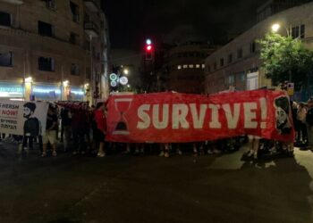 Tel Aviv/ Protestohet për pengjet, kërkohen zgjedhje të reja dhe ndalimi i luftës