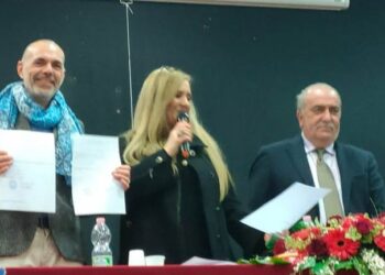 Historike/ Bashkia me shumicë arbëreshe në Itali lëshon certifikatën e parë të lindjes në gjuhën shqipe