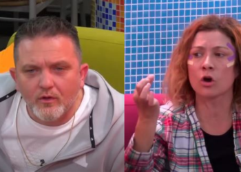 “E kanë përzënë nga teatri”, Juli e Egla kapen keq: Më degjenerove karrierën e titujt! Ke denigruar kolegë të…!