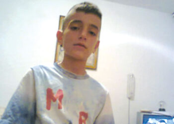 Zhdukja pa gjurmë e djalit 10-vjeçar të zyrtarit të lartë të SHISH, zbardhet dëshmia e punonjëses së qendrës së internetit: E thirri dikush, pak para se të ikte më dha një…!