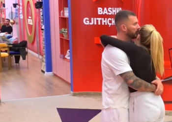 VIDEO/ Heidi dhe Romeo puthen dhe përqafohen, Meritoni i ironizon: O familja Veshaj po…!