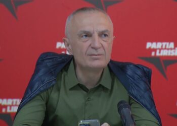 Meta nga Durrësi: Kemi qenë opozitë e shpartalluar dhe e çorganizuar. Më 27 prill fillon beteja jonë, do i japim përgjigjen e …!