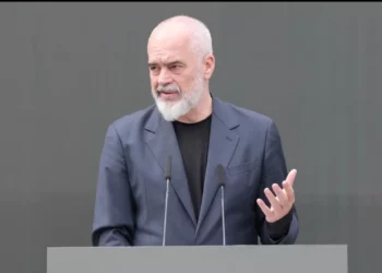Rama: Ambicie që brenda 2030 të kemi eksporte ushtarake të markës Made in Albania. Rrisim sërish pagat për Forcat e Armatosura