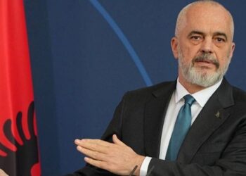 Bllofi i Bardhit, reagon Rama: S’duhet të jetë burrë se s’ka mundësi, është thjesht çingije që kërcen prehër më prehër