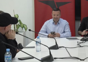 A po bëni lojë me Kryemadhin? Meta qesh me përgjigjen që jep vetë