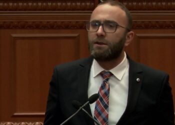Bardhi: Nga amnistia përfitojnë dhe protestuesit e opozitës që u përdorën mish për top e u lanë rrugëve, përjashtohen zyrtarët…!