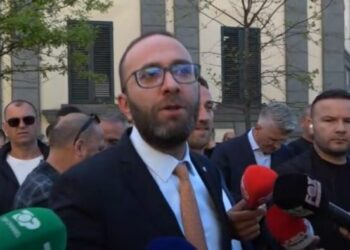 Gazment Bardhi reagon pas deklaratave të Erion Veliajt: Nuk do jetë e largët dita kur…