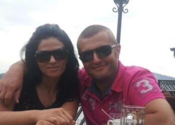 Bashkëshorti i dënuar më parë për dhunë, del foto e viktimës në Pejë dhe e autorit