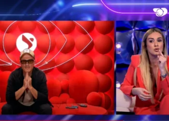 “Ti nuk kuptonke shqip”, debat mes opinionistes dhe Jetmirit, banori: E ke personale me mua