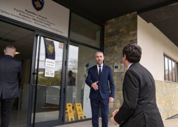 Kurti pas vizitës në Veri: Së bashku të punojmë për një të nesërme të ndritshme