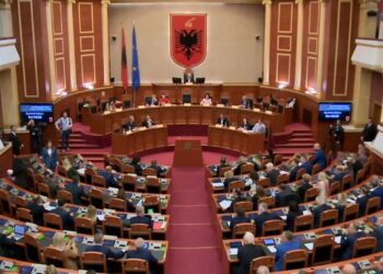Komisioni i Posaçëm për Dezinformimin kalon për votim në Kuvend këtë të enjte: Ja objekti i veprimtarisë së tij