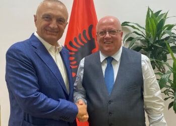 Gjokutaj: Marrëdhënia burrë e grua, Kryemadhi-Meta, ka shikueshmëri më të lartë se çifti politik