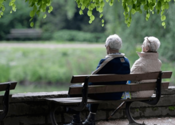 Nga indeksimi, tek bonusi dhe paketa e re, çfarë do të përfitojnë këtë vit pensionistët