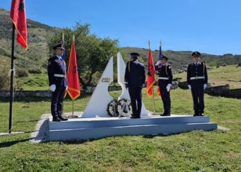FOTO/ Përkujtohet 30 vjetori i masakrës së Peshkëpisë nga MAVI, ku ishte i dyshuar Fredi Beleri