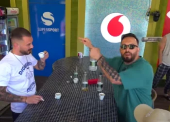 VIDEO/ “Je pervers seksual, i ke larë vajzat me…”, përplasje e ashpër mes Romeos dhe Liamit! Aktori: Maniak, e prishe imazhin për 5 ditë