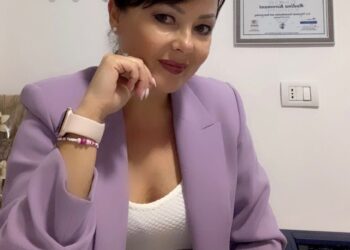 Frazat pasiv-agresive që lëndojnë…dhe Polietesa e shtirur në komunikim