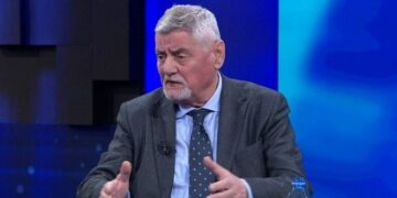 Shehi ‘shuplakë’ Berishës: S’besoj te formula e Rithemelimit, as te lidershipi i saj. Jo federatës opozitare, s’unifikohemi përqark një personi