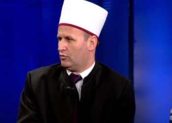 Festa e Fitër Bajramit/ Spahiu mesazh kundër dhunës ndaj grave: Është amanet i Zotit! Shqipëria është vend multifetar