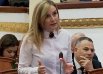 Integrimi, Tabaku: Ku është Kryenegociatorja që s’vjen një herë në Kuvend? Mirë ministri i Jashtëm që…