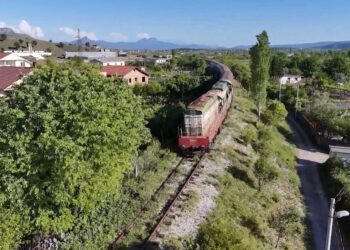 Rikthehet pas dy vjetësh treni i “Jazzit”