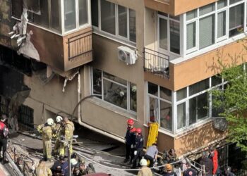 Tragjedia/ Zjarr në një klub nate, raportohet për 25 të vdekur dhe disa të plagosur