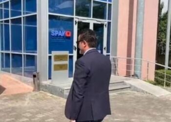 Erion Veliaj shkon në SPAK, përplaset në hyrje me Balliun: Kërkoja Fahriut me 100 mijë euro makinë…