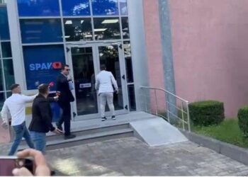 Thirrja e Veliajt në SPAK dhe bojkoti i mazhorancës në Komisionin Hetimor të Shëndetësisë, reagon Bardhi